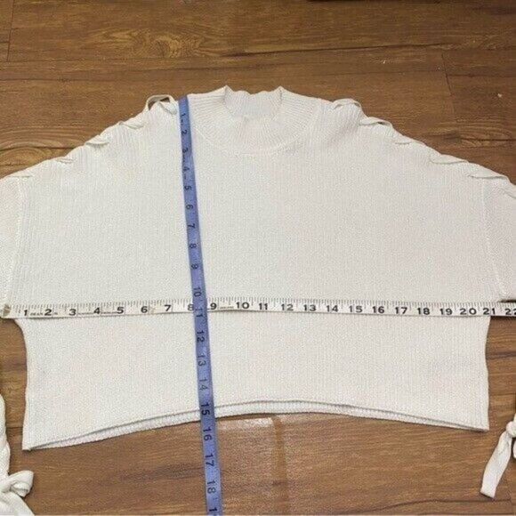 Aritzia Wilfred Salome Sweater Tied Women Size 1 (XS) - Picture 5 of 9